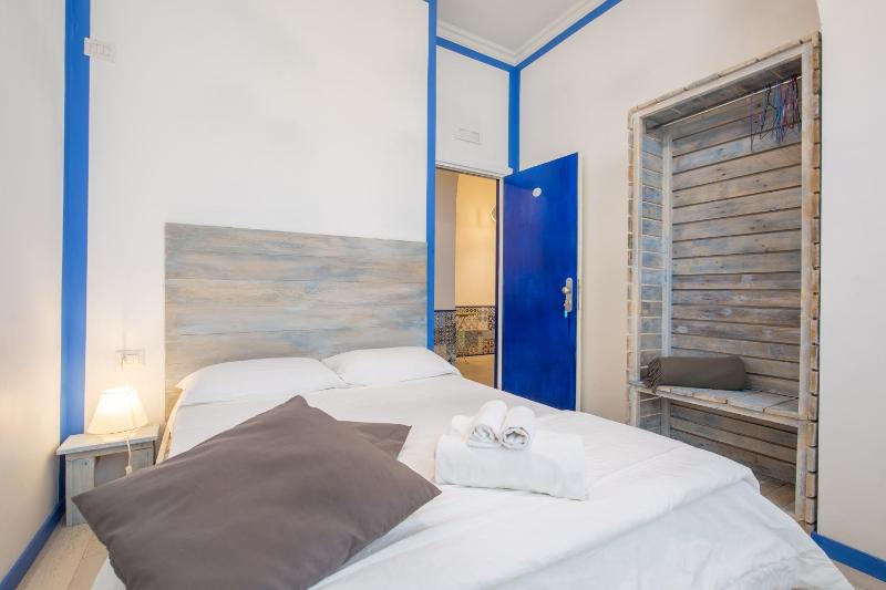 Deluxe Double or Twin Room image 2