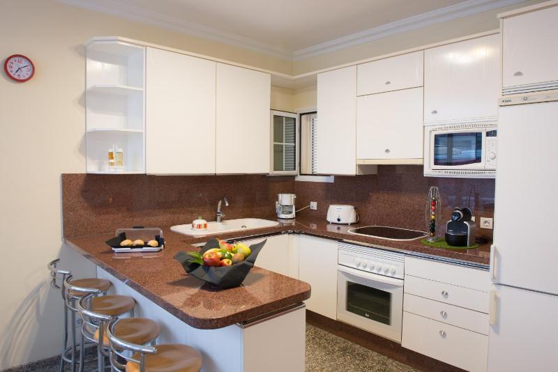 Two-Bedroom Villa (2 - 4 Adults) image 3