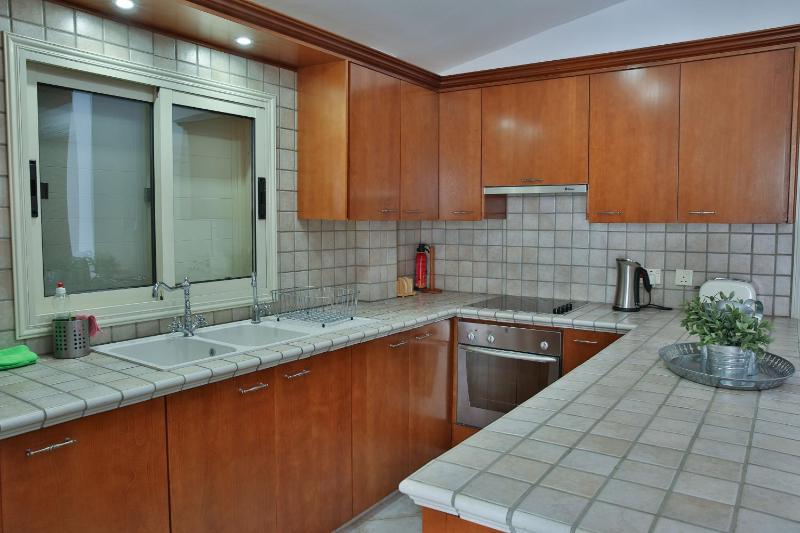 Three-Bedroom House image 2