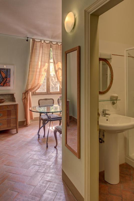 Quadruple Room image 3
