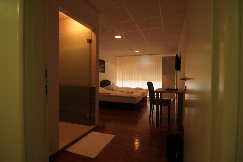 Triple Room image 3