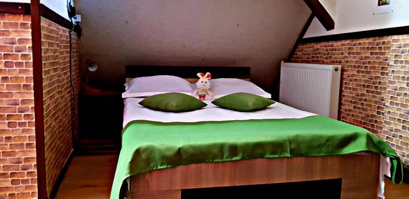 Triple Room with Private Bathroom image 2
