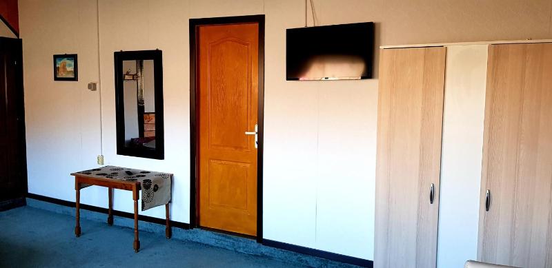 Two-Bedroom Apartment image 4