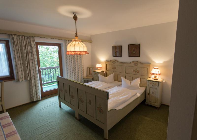 Double Room with Balcony image 3