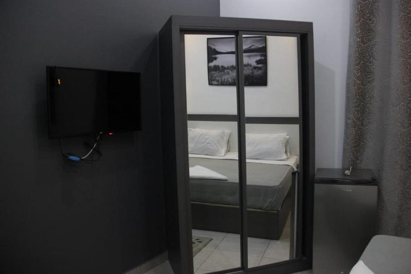 Azar Boutique Hotel - image 14