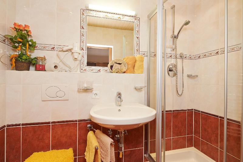 Triple Room image 3