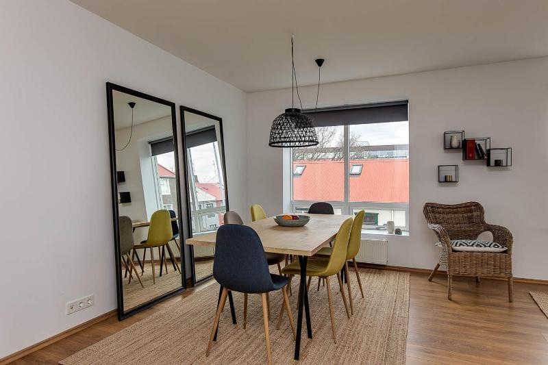 Tyr Apartments by Heimaleiga - image 13