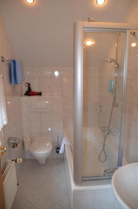 Double Room image 2