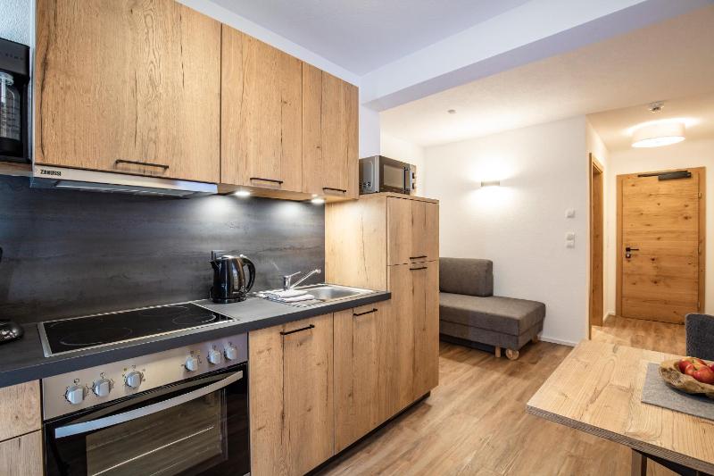 Apartment with Terrace image 3