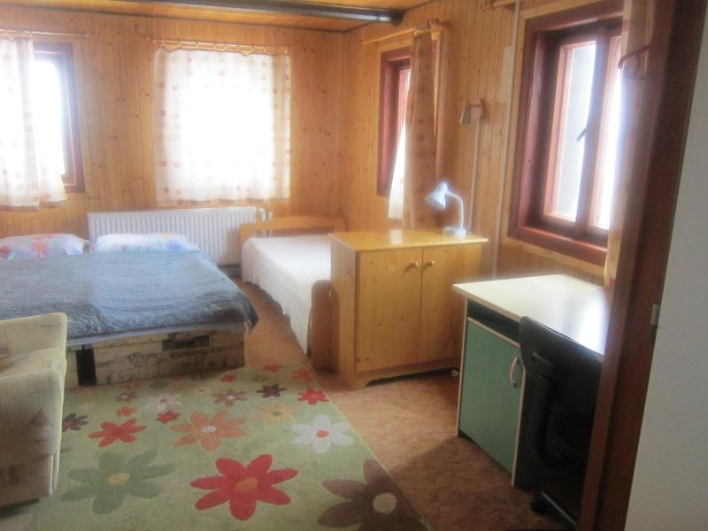 Triple Room with Mountain View image 4
