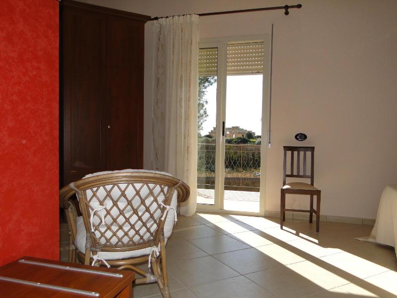 Deluxe Family Room image 3
