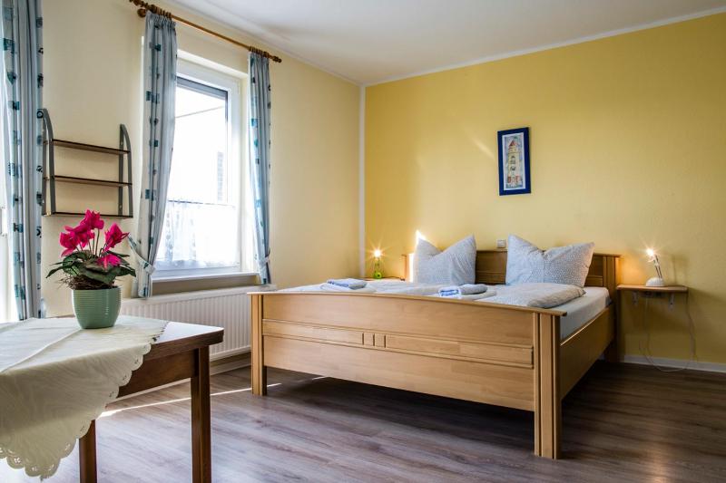 Double Room image 1