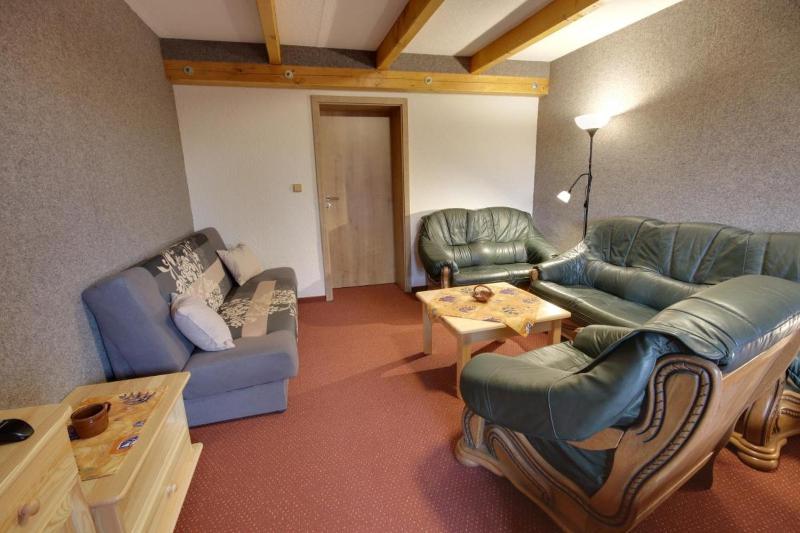 Family Room image 3