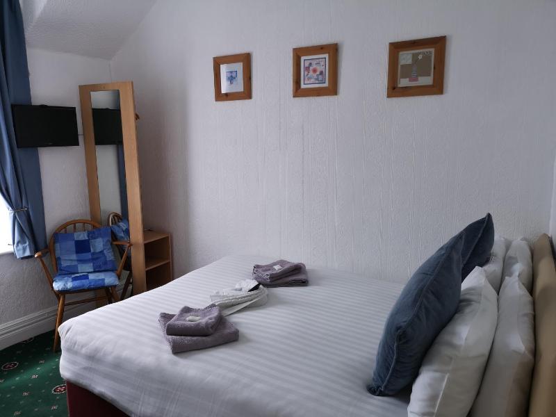 Budget Single Room image 2