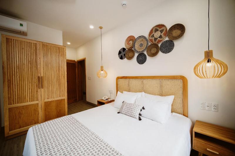 The Watermark Beachside Hotel - image 4