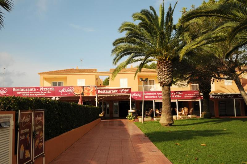 Apartamentos Maribel - image 18