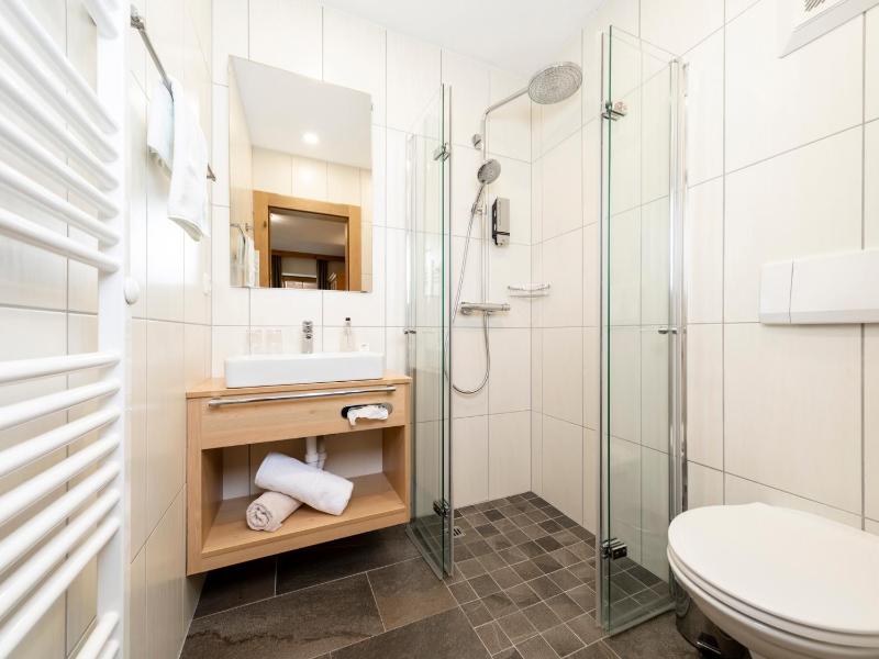 Double Room image 2
