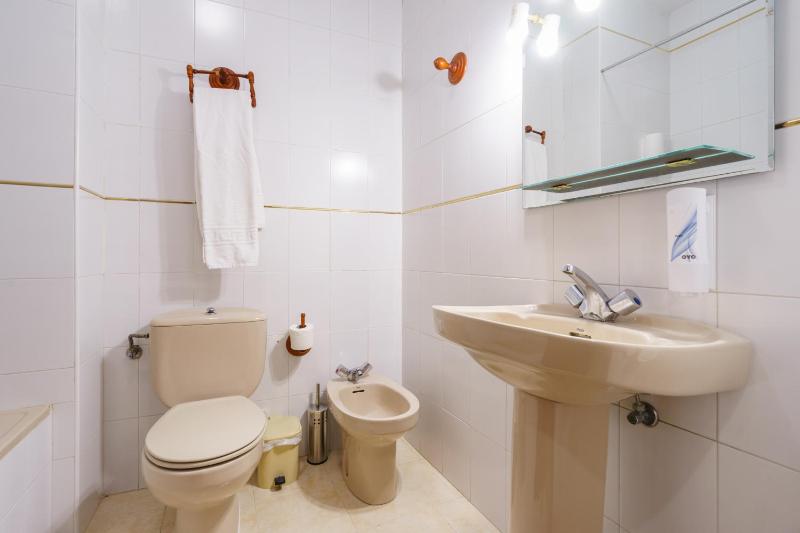 Double Room image 2