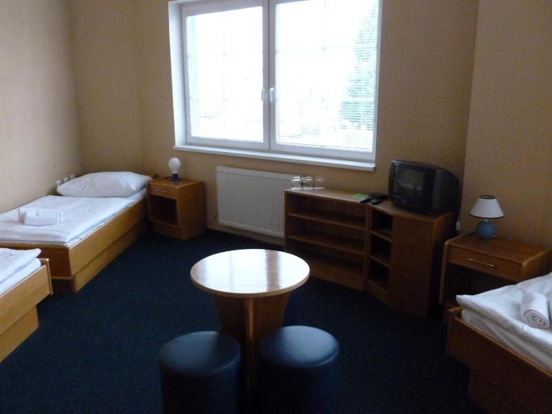 Single Room image 3