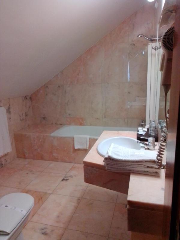Triple Room image 2