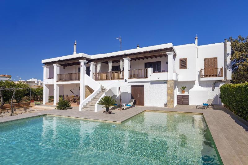 Villa with Private Pool image 1