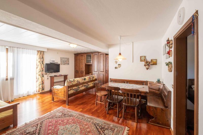 One-Bedroom Apartment image 1