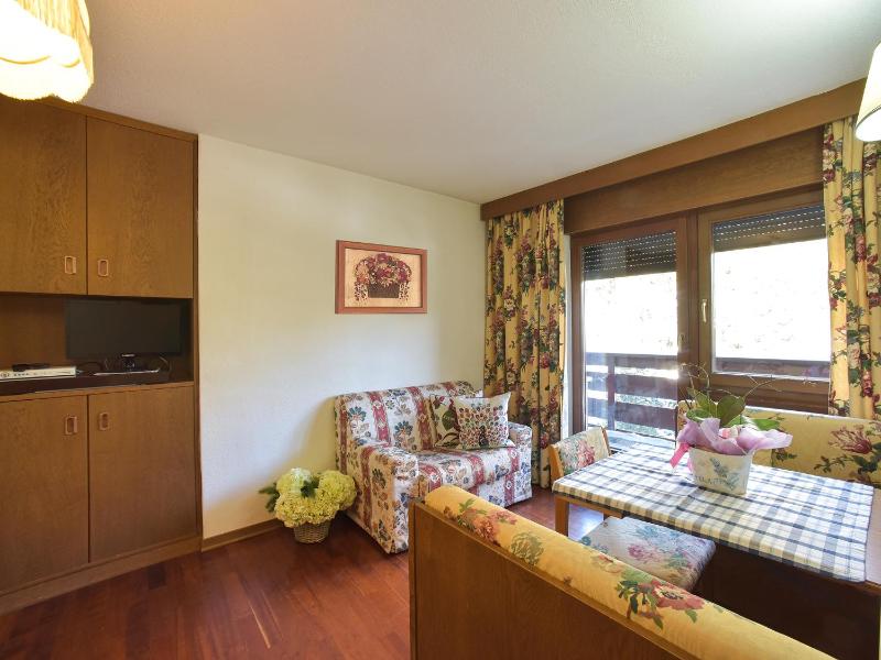 Studio Apartment image 2
