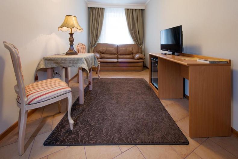 Suite image 3