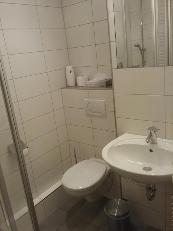 Double Room with Private Bathroom image 2