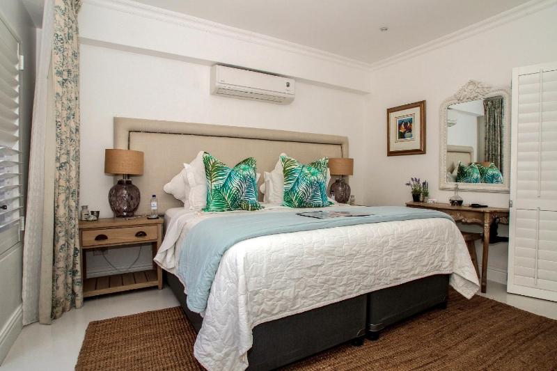 Sandals Guest House - image 9