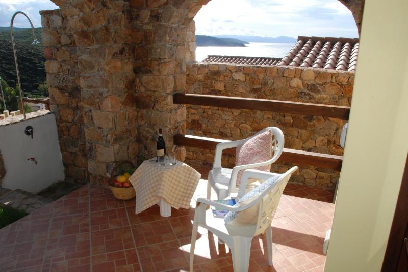 Two-Bedroom Apartment with Sea View (3 Adults) image 2