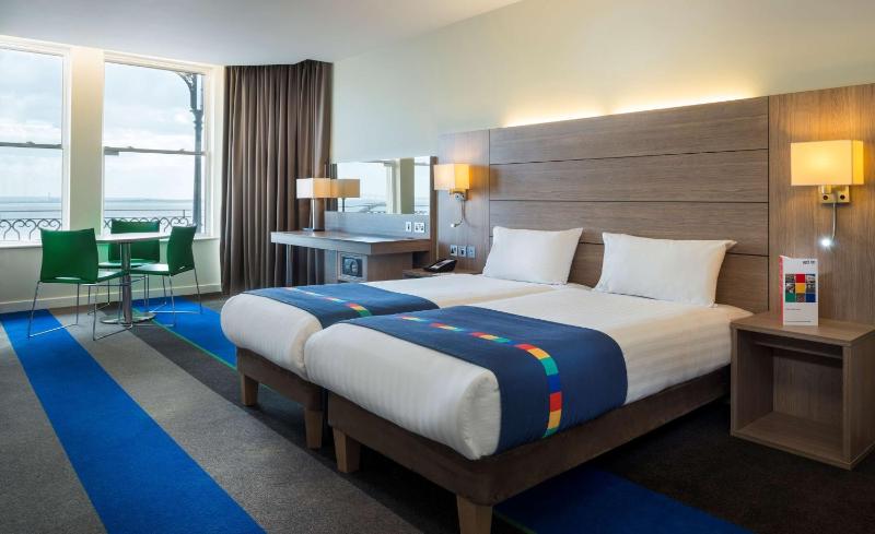 Standard Room with Sea View image 1