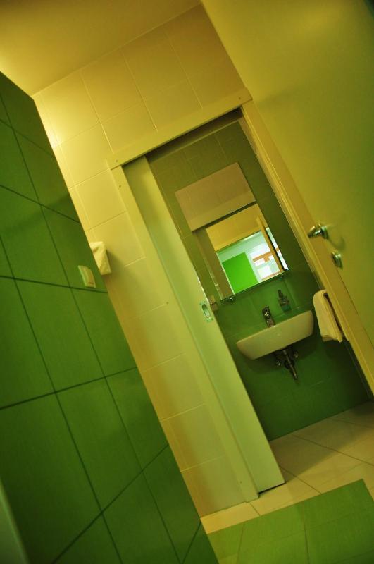 Economy Double or Twin Room image 3