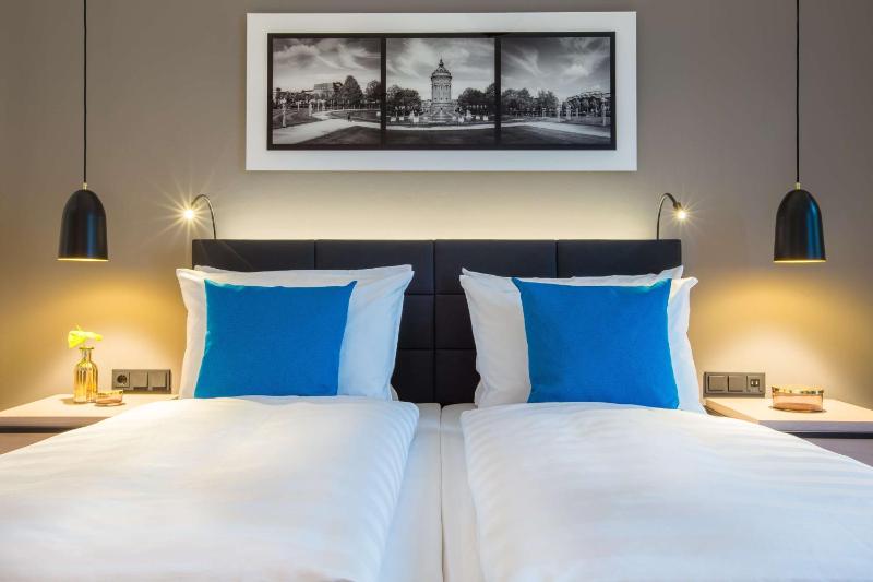 Standard Room image 1
