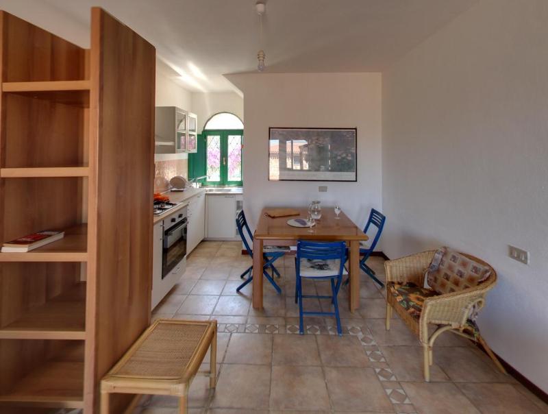 Two-Bedroom Apartment with Sea View (4 Adults) image 3