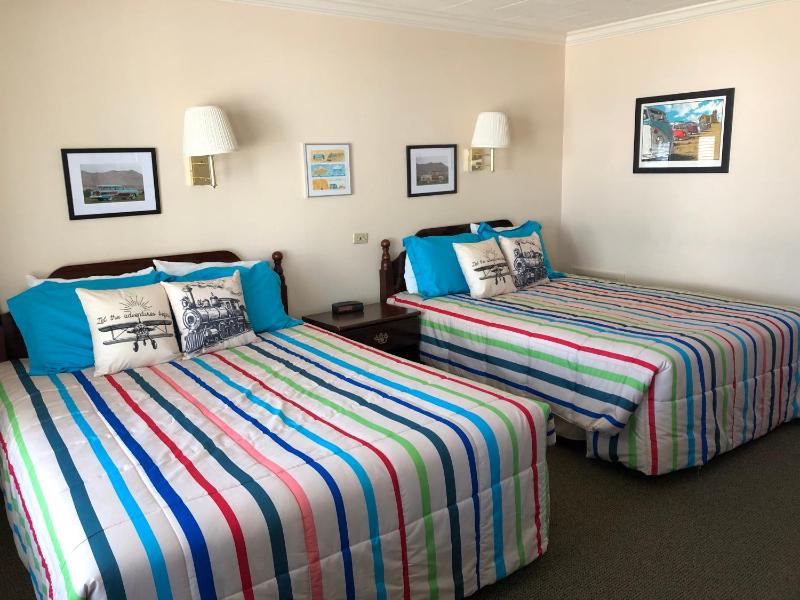 Standard Double Room image 4
