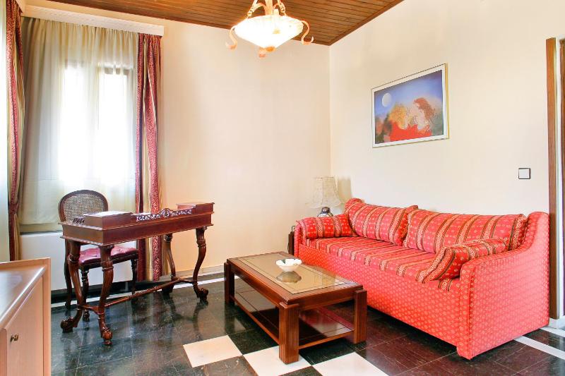 Premium Suite image 4