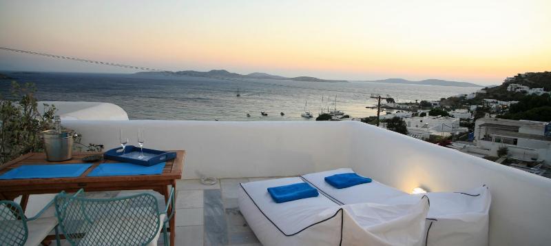 Queen Suite with Sea View image 4