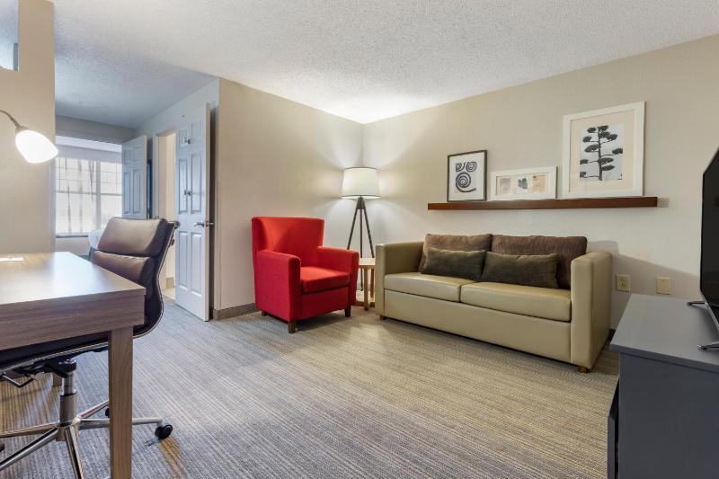 King Suite with Sofa Bed image 2