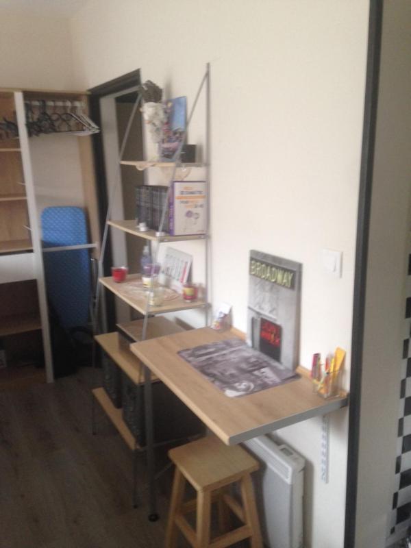 One-Bedroom Apartment image 3