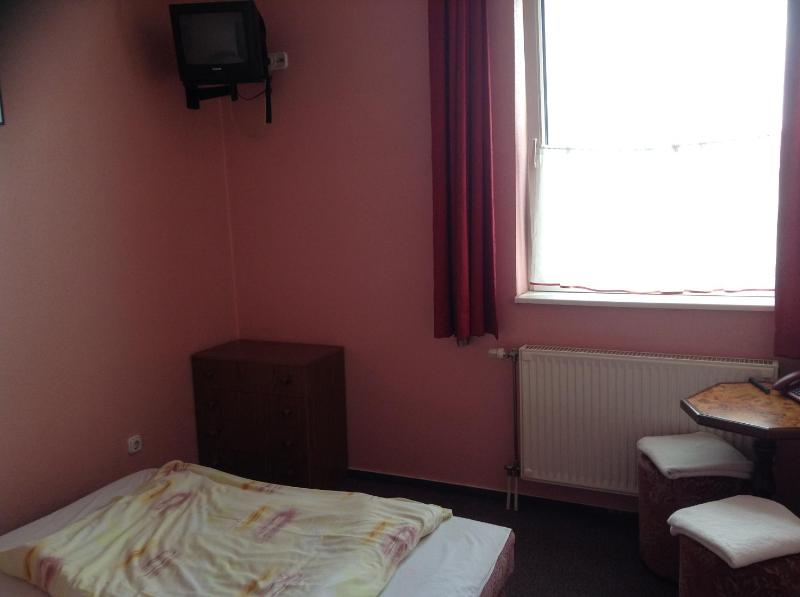 Double Room image 2