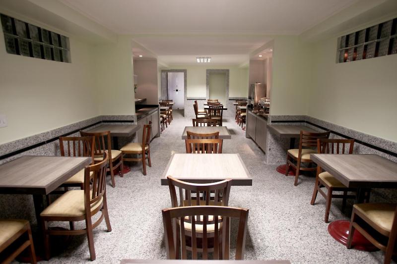 Soneca Plaza Hotel - image 5