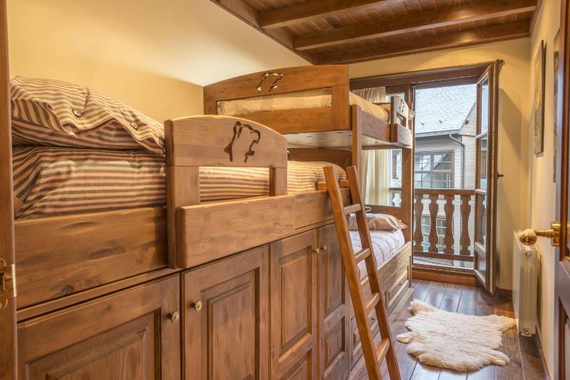 Two-Bedroom Apartment image 4