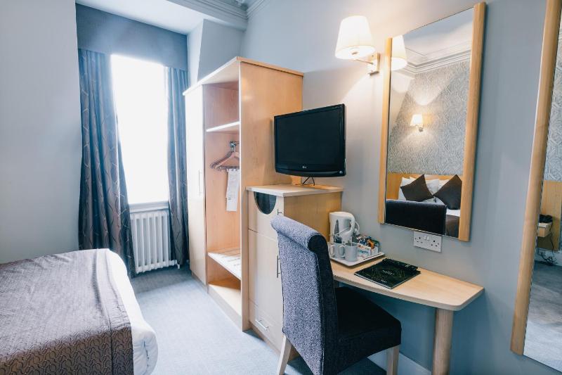 Single Room image 4