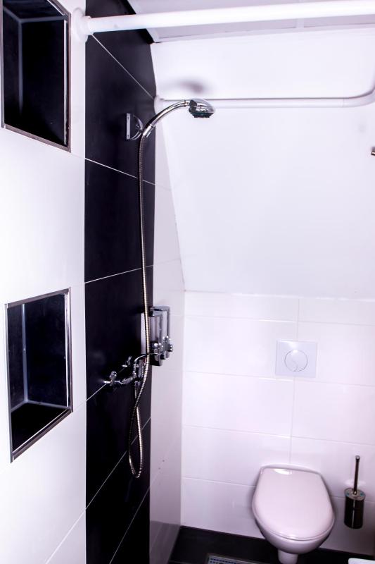 Double Room with Private Bathroom image 2