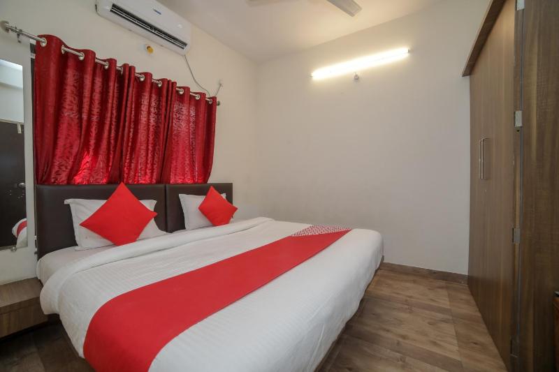 Hotel Shelter - image 22