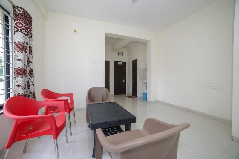 Hotel Shelter - image 8
