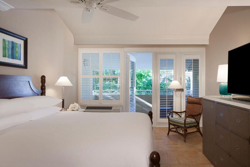 Pier House Resort & Spa - image 11