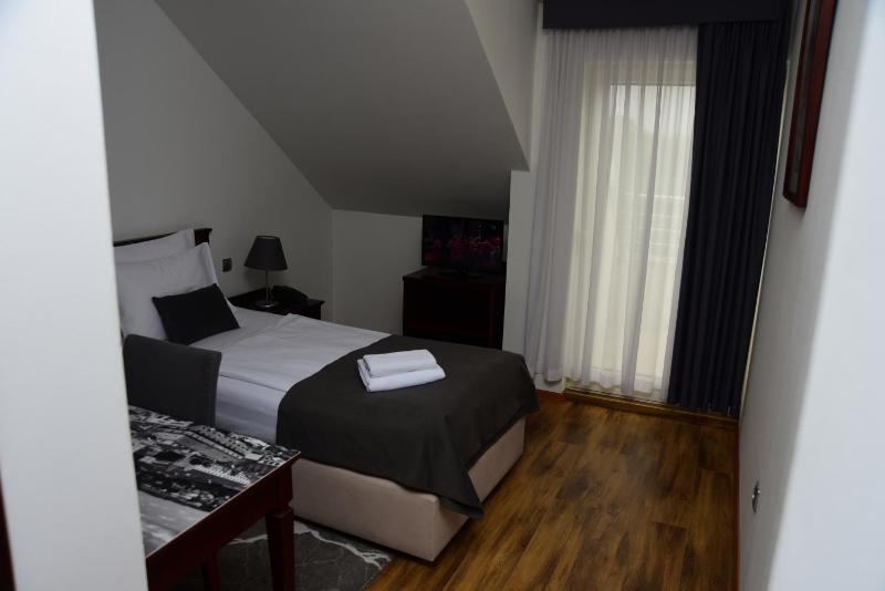 Single Room image 2