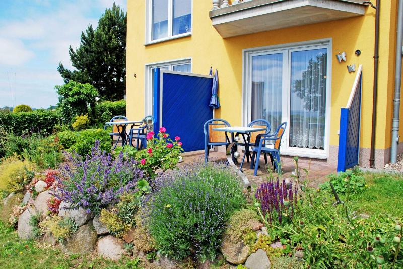 Apartment with Sea View image 3
